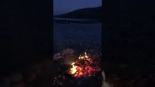 Kumlubük plajı yola devam