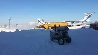Аэродромный роторный снегоочиститель на базе Урал. Снегоочиститель МоАЗ и «Стюардесса»21.01.2022