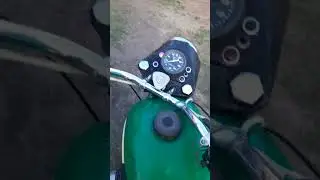 Мотоцикл Урал 1987 года.