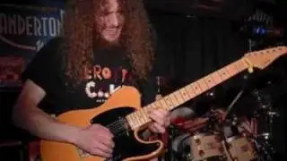 Guthrie Govan - Waves