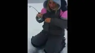 Поймала щуку!!