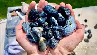 I used my SAW to cut BLUE agates from the PNW!