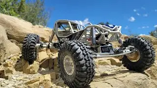 Ryft Crawler pulls a good line #axial #ryft #Crawler #rccrawler