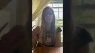 Depois te tentar fazer a prova sozinha, ela percebeu que precisava de orientação.