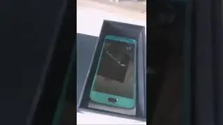 Look at this goofy ahh phone 