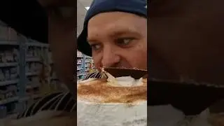 ОБЖОР торта Амалия в пятерочке/кушаю тортик на камеру