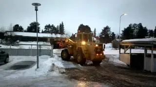 Caterpillar 926 - Gritting car park- Kittilä, Finalnd