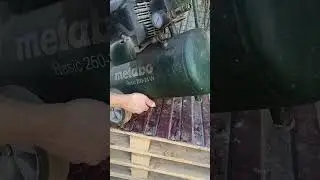 Сливаем конденсат из Метабо после каждого клиента. Видео для сотрудников Ялмад Воронеж.