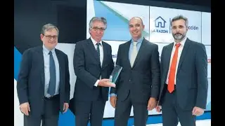 Construction awards La Razón