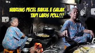 THE FIERCE PECEL STALL SELLER! IT'S THE THIRD GENERATION!