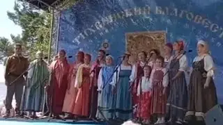 У озера около Антониево-Дымского монастыря.