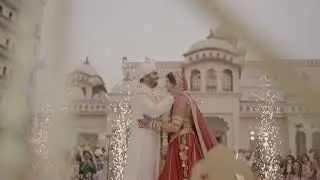 An amazing bride entry that matches the current bollywood trend looks so beautiful to see.