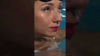 ПОД ДВУМЯ НЕБЕСАМИ