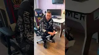 Когда девушка украла деньги у парня - #Shorts от Корявый VLOG