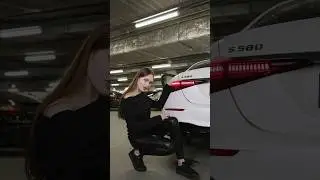 ЧТО ЕЙ НАДО!?