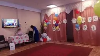Дефиле коллекции джинсовой одежды