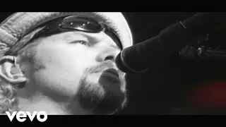 Toby Keith - Country Comes To Town