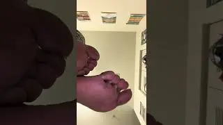 Giantess feet pov 