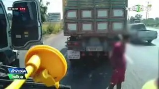 พ่วงรุมยำ คนขับร้องขอชีวิต | 11-04-59 | เช้าข่าวชัดโซเชียล | ThairathTV