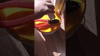 сотни вольт без батареек с волшебной коробочки