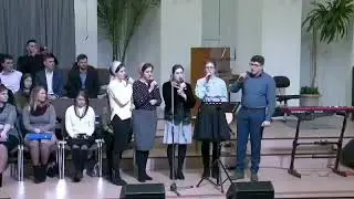 Група Гурини.   Упаду на коліна
