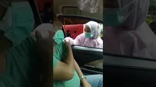 ngantar papa Arthur di vaksin