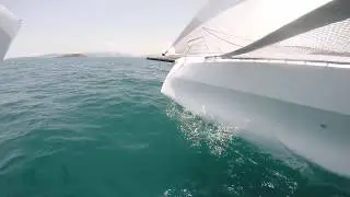 Corsair 880 sea trials - Under the windward float
