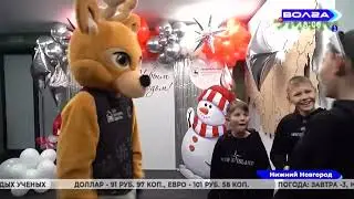 18:00