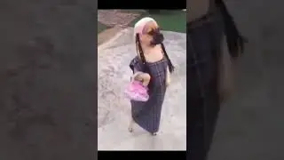А где-то в Крыму, девочка в розовом сарафане, и мама ее не отпускает гулять. 