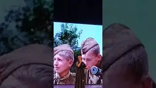"Баллада о красках". Музыка Оскара Фельцмана, слова Роберта Рождественского.