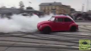 УДИВИТЕЛЬНЫЕ МОМЕНТЫ ПОПАВШИЕ НА ВИДЕО
