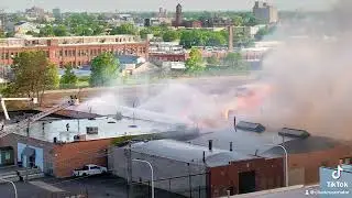 HUGE FIRE in Chicago!