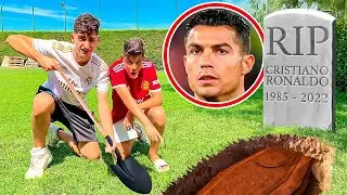 ENCONTRÉ la TUMBA de la FAMILIA de CRISTIANO RONALDO en OTRO PAÍS...