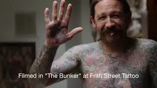 HILARIOUS!! Watch Oliver Peck get his hand tattooed by Thomas Hooper