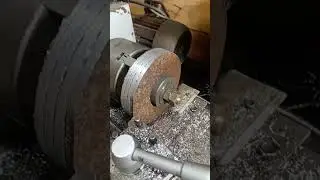 Точю проставки под колёсные диски самодельного гусеничного вездехода