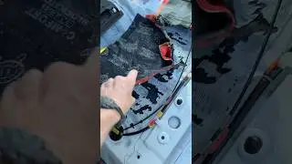 Последствия плохой шумоизоляции в утопленном Land Cruiser 200