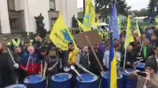 З під стін Верховної ради