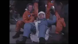 Weightlessness training in Zero G airplane - 1963 USAF footages ( No sound )
