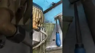 Как заменить масло в компрессоре.