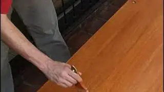 How to varnish a door