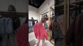 Такие свитерочки лучше хранить в сложенном виде 