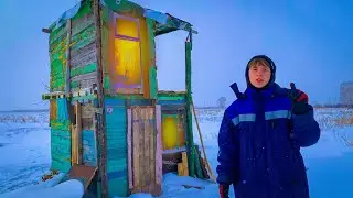 24 HOURS AT THE SCHOOLBOY'S HOUSE IN WINTER!