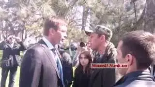 В Николаеве избили Царева