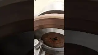 Flywheel skimming in the lathe 
