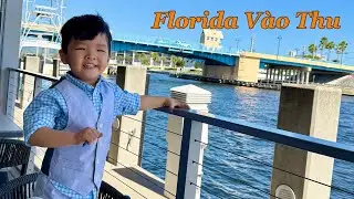 Florida Vào Những Ngày Thu. Kyle Biết Chọc Cho Emma Cười Chụp Hình