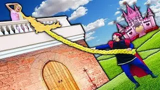 LUCCAS ESCALA A TORRE PARA LIBERTAR RAPUNZEL PELOS CABELOS ENROLADOS