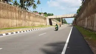 Kawasaki ZX10R vs Triumph Street Triple Drag Race