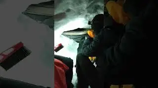 Завалило вход в снежную пещеру. Шерегеш "Веблюды" 7 января 2023. скитур.
