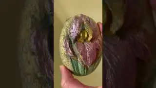 Testing a new bathbomb!  I made it with 5 colors