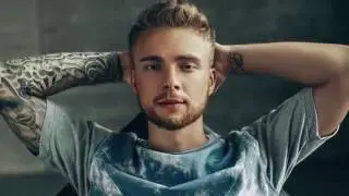 Egor Creed showed the girl